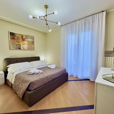 Salento Sweet Home - Obelisco Luxury Apartment Lecce Ngoại thất bức ảnh